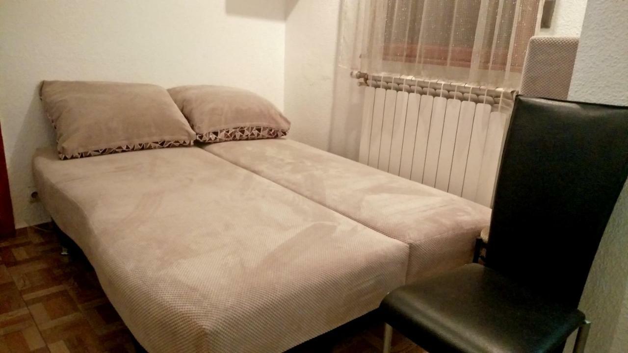 בוקרשט Rompromo Plus Accommodation מראה חיצוני תמונה